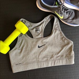 Nike Pro Sports Bra